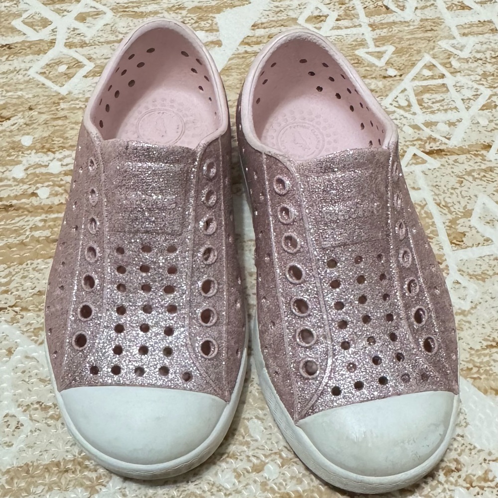 Native Girls Jefferson Bling Little Kid Glitter Water Shoes pink GUC 9k
